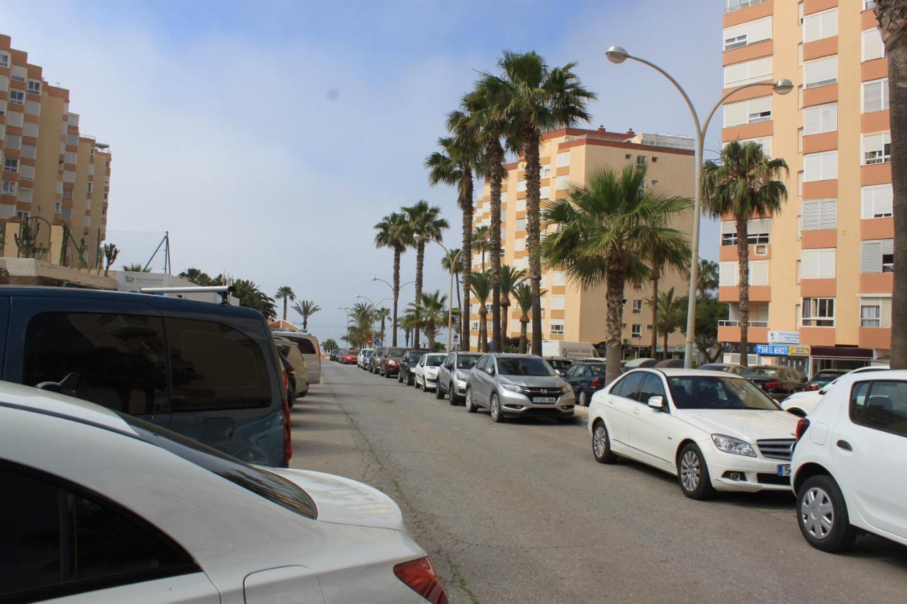 Apartamento Frente Al Mar Torrox Bagian luar foto