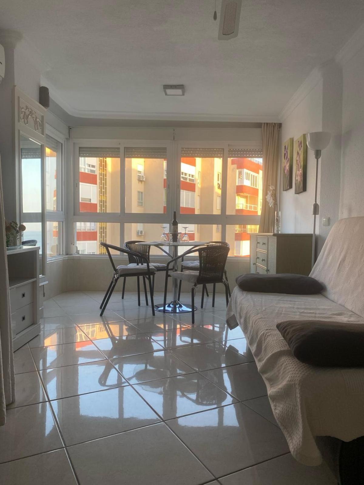 Apartamento Frente Al Mar Torrox Bagian luar foto