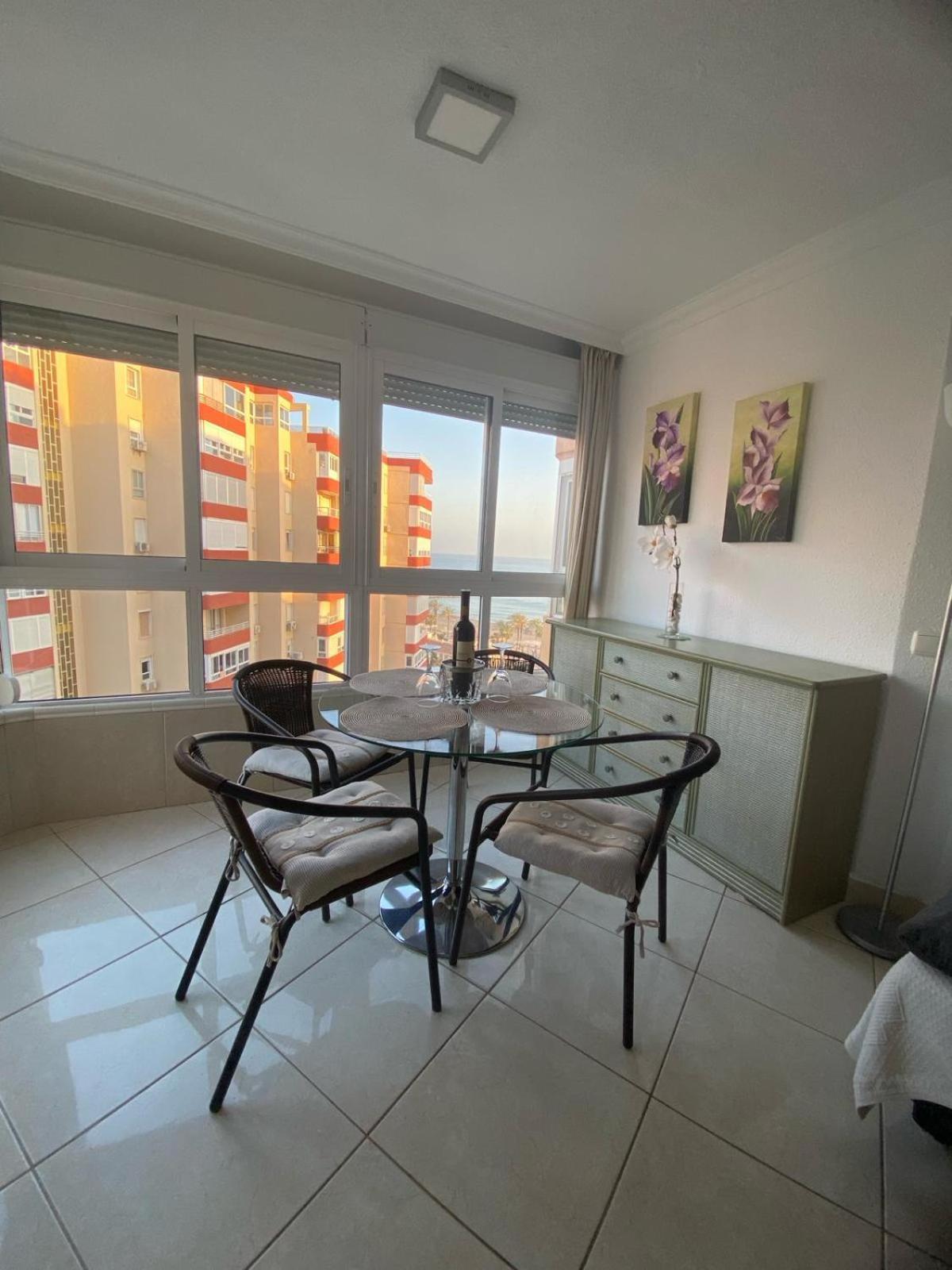 Apartamento Frente Al Mar Torrox Bagian luar foto